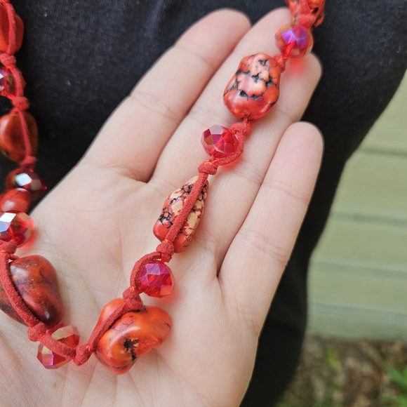 red stone and crystal necklace - Picture 2 of 4